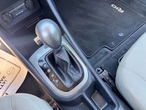 Used 2013 Kia Rio LX w/ PWR Pkg image 31