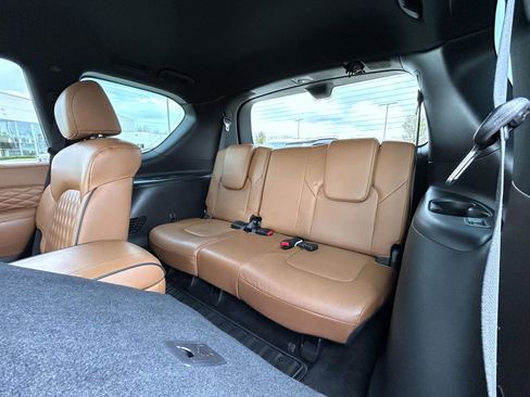 Used 2022 INFINITI QX80 Sensory w/ All-Season Package AWD/4WD image 21