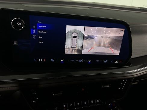 Used 2025 Chevrolet Suburban RST image 20