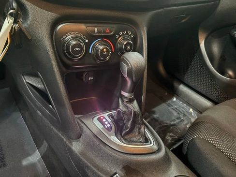 Used 2016 Dodge Dart SE w/ Convenience Group image 18