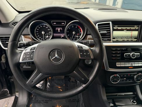 Used 2015 Mercedes-Benz ML 350 4MATIC image 10