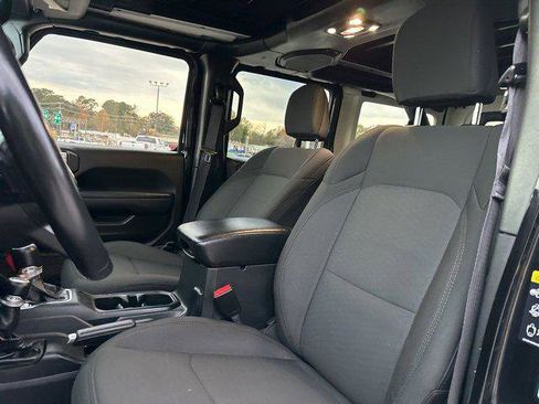 Certified 2022 Jeep Wrangler Unlimited Sport w/ Sun And Sound Package image 10