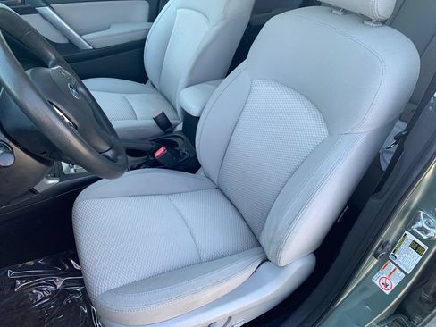 Used 2014 Subaru Forester 2.5i Premium w/ All-Weather Package AWD/4WD image 13