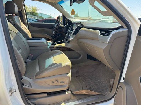 Used 2018 GMC Yukon SLT w/ Open Road Package AWD/4WD image 12