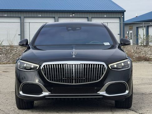 Used 2024 Mercedes-Benz Maybach S 580 4MATIC image 35