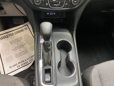 Used 2023 Chevrolet Equinox LT image 24