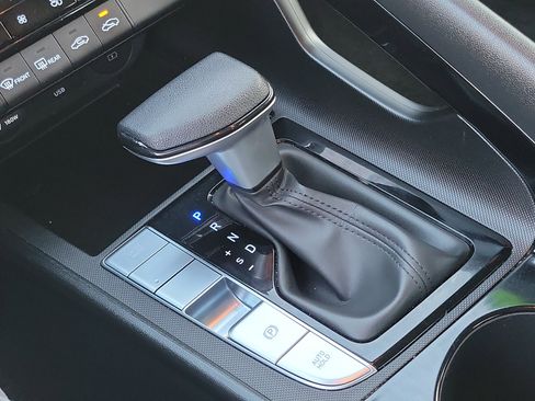 Certified 2025 Hyundai Elantra Blue image 13