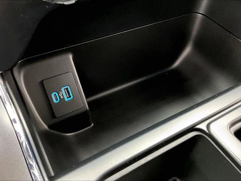 Certified 2023 Ford F150 XLT w/ Equipment Group 302A High image 33