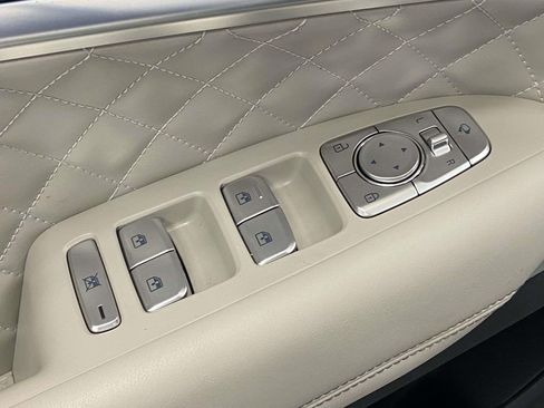 Used 2023 Genesis G70 3.3T w/ Sport Prestige Package image 19