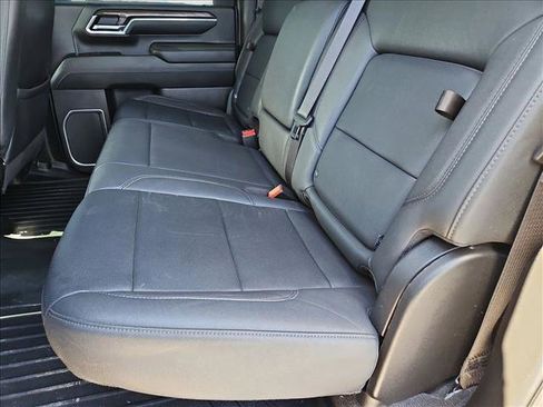 Used 2024 Chevrolet Silverado 2500 LTZ w/ LTZ Convenience Package image 15