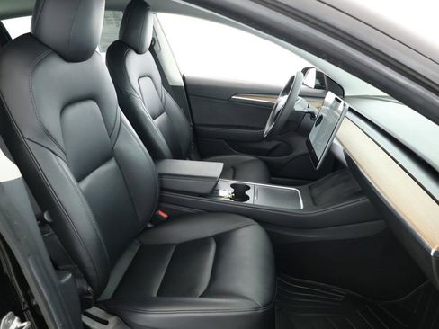 Used 2021 Tesla Model 3 Standard Range Plus image 26