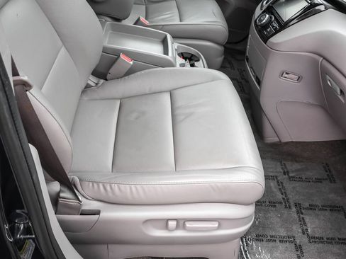 Used 2016 Honda Odyssey EX-L image 36