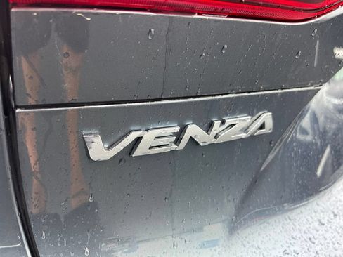 Used 2023 Toyota Venza Limited AWD/4WD image 31