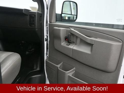 Used 2024 GMC Savana 2500 LS w/ Driver Convenience Package RWD image 15