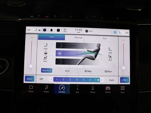 Used 2023 Jeep Grand Cherokee Overland w/ Advanced Protech Group III image 13