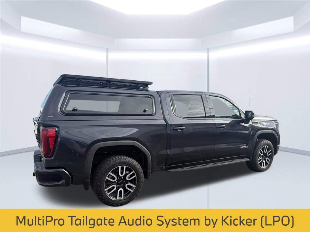 Used 2024 GMC Sierra 1500 AT4 w/ Technology Package AWD/4WD image 11