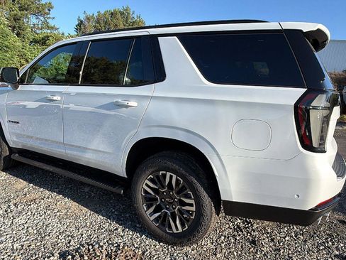 New 2026 Chevrolet Tahoe Z71 w/ Comfort Package AWD/4WD image 10