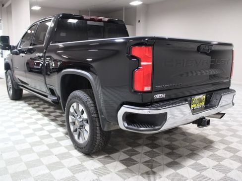 Used 2024 Chevrolet Silverado 2500 LTZ w/ LTZ Convenience Package AWD/4WD image 10