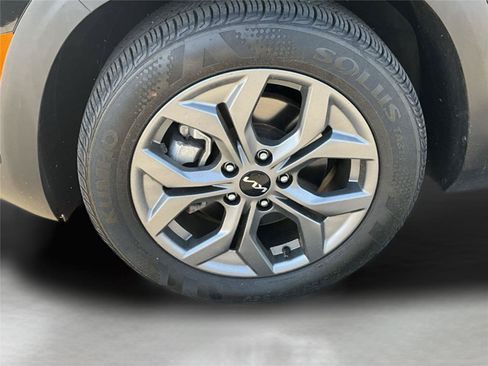 Used 2024 Kia Seltos S AWD/4WD image 32