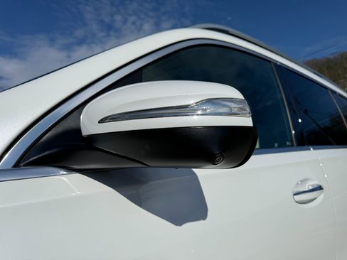 Used 2025 Mercedes-Benz GLS 450 4MATIC image 48