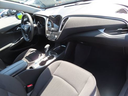 Used 2024 Chevrolet Malibu LT FWD image 42