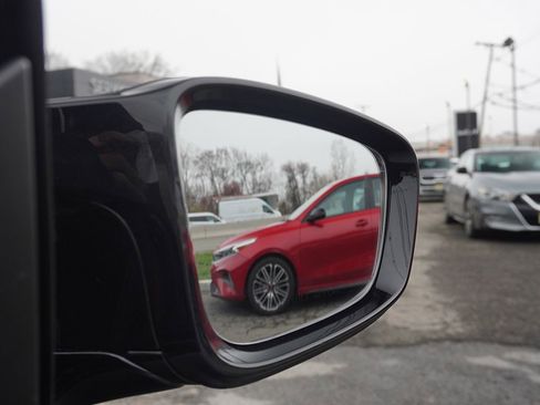 Used 2024 BMW M4 xDrive Competition w/ Executive Package image 35