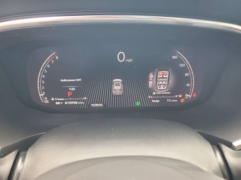 Used 2025 Acura MDX w/ Technology Package FWD image 27