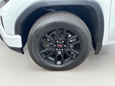 Used 2025 GMC Sierra 1500 Pro w/ Graphite Edition AWD/4WD image 29