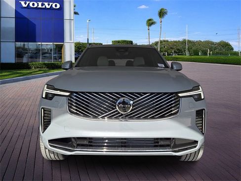 New 2026 Volvo XC90 T8 Plus image 3