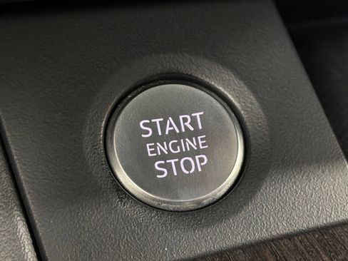 Used 2023 Audi Q5 e Premium Plus w/ Premium Plus Package image 21