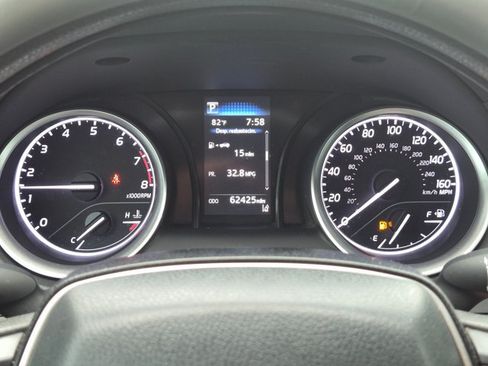 Used 2023 Toyota Camry LE FWD image 3