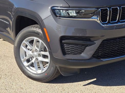 New 2025 Jeep Grand Cherokee Laredo X image 5