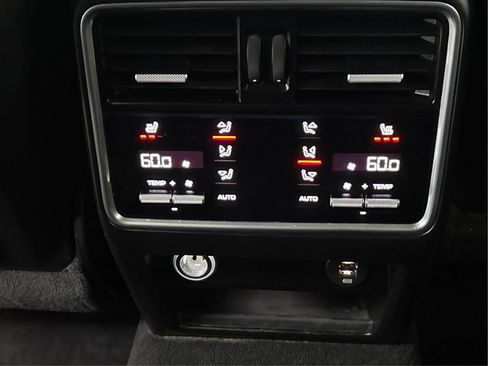 Used 2019 Porsche Cayenne S AWD/4WD image 29