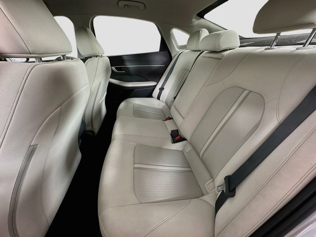 Used 2024 Hyundai Sonata SEL FWD image 26