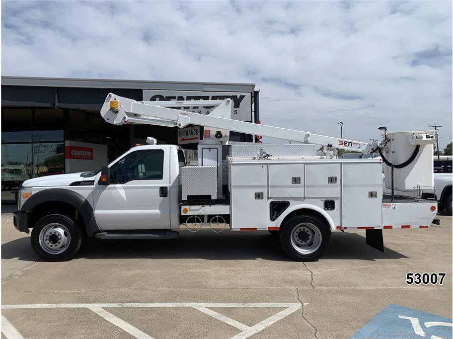 Used 2012 Ford F550 2WD Regular Cab Super Duty w/ PWR Equipment Group image 5