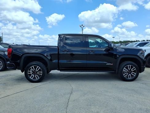 New 2026 GMC Sierra 1500 AT4 w/ AT4 Premium Package AWD/4WD image 8