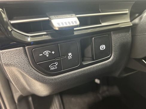 New 2026 Kia Sportage EX image 11