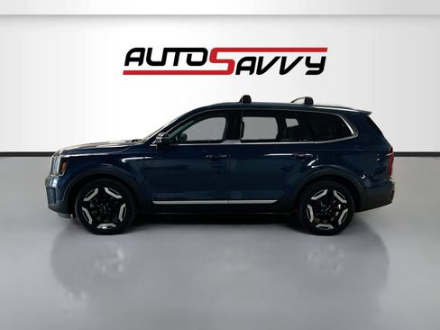 Used 2023 Kia Telluride S w/ S Sunroof Package AWD/4WD image 4