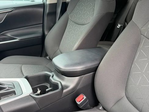 Used 2023 Toyota RAV4 XLE FWD image 16