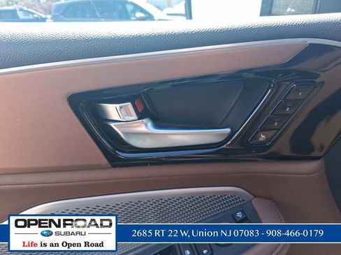 Used 2024 Acura MDX SH-AWD w/ Technology Package image 16