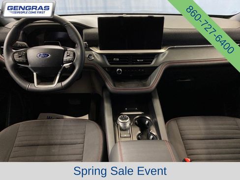 Used 2025 Ford Explorer ST-Line w/ ST-Line Street Pack AWD/4WD image 31