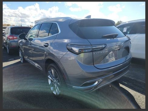 Used 2021 Buick Envision Avenir image 12