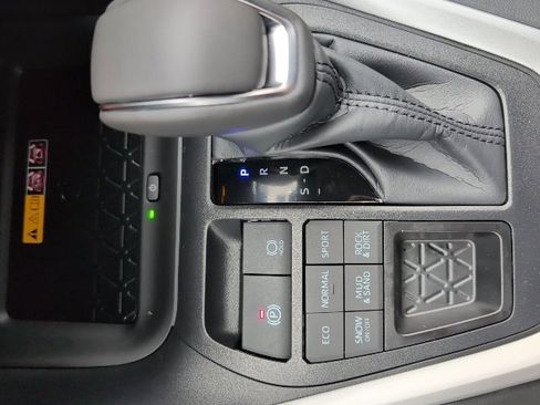 New 2025 Toyota RAV4 XLE Premium image 20