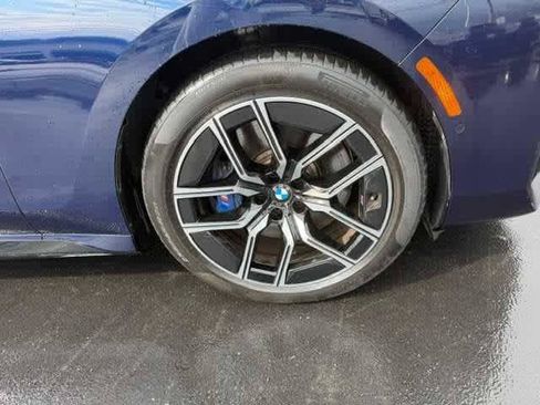 Used 2023 BMW 760i xDrive w/ Executive Package AWD/4WD image 11