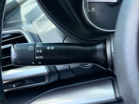 Used 2020 Subaru Forester Premium AWD/4WD image 28