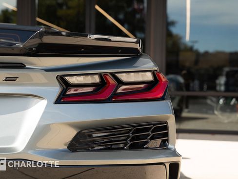 Used 2023 Chevrolet Corvette Z06 image 15