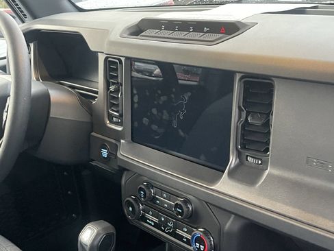 Used 2026 Ford Bronco 2-Door w/ Sasquatch Package AWD/4WD image 7