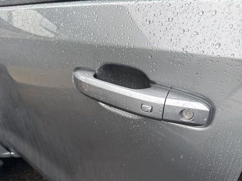 Used 2023 Chevrolet Silverado 1500 RST image 19