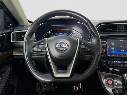 Used 2018 Nissan Maxima Platinum FWD image 11