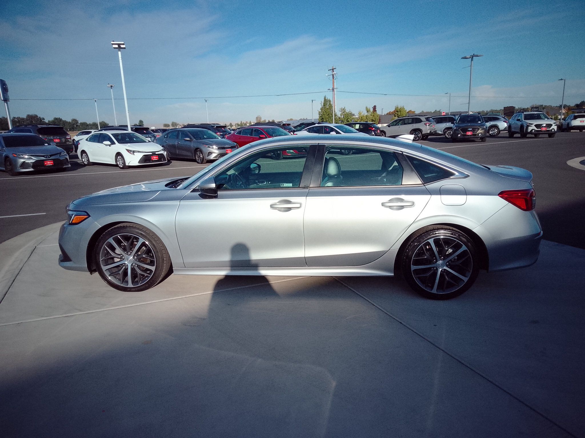 Used 2023 Honda Civic Touring image 5